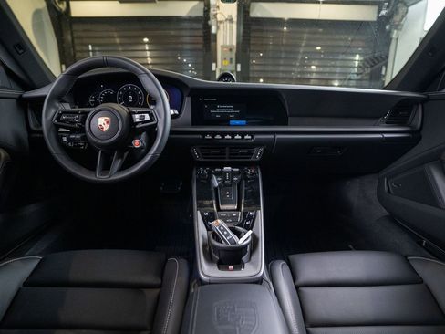 New 2026 Porsche 911 Carrera image 16