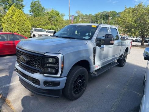 Used 2025 Ford F350 Lariat w/ Lariat Ultimate Package image 1