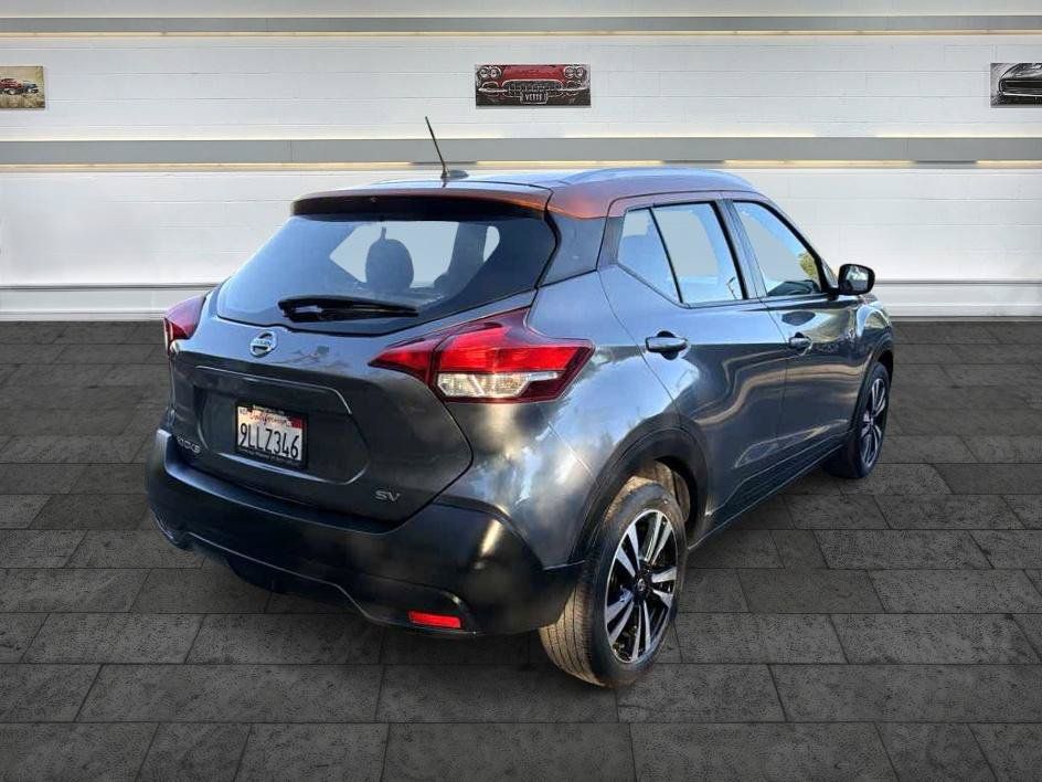 Used 2019 Nissan Kicks SV FWD image 7