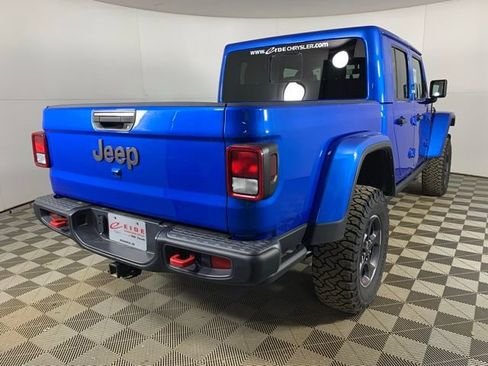 Used 2023 Jeep Gladiator Rubicon w/ Cold Weather Group AWD/4WD image 6