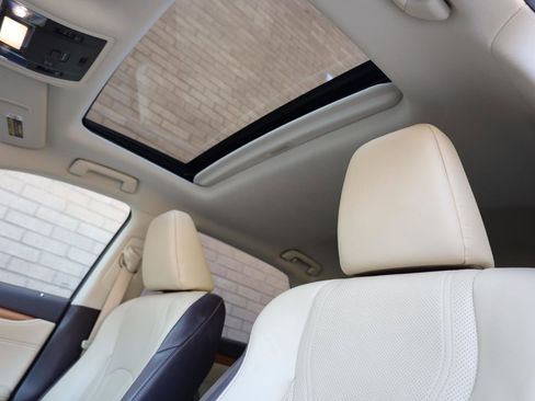 Used 2016 Lexus RX 350 AWD w/ Premium Package image 16