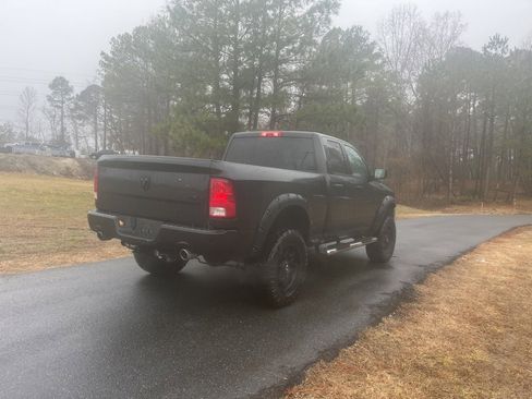 Used 2018 RAM 1500 Express w/ Black Ram 1500 Express Group image 5