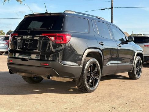 Used 2019 GMC Acadia SLT w/ Black Edition FWD image 3