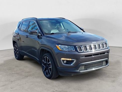Used 2019 Jeep Compass Limited AWD/4WD image 7