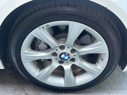 Used 2014 BMW 335i xDrive Sedan AWD/4WD image 39
