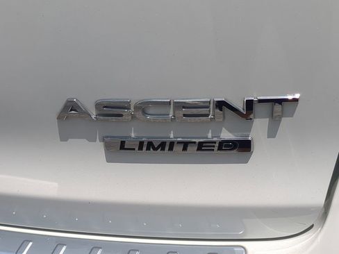 Used 2020 Subaru Ascent Limited w/ Technology Package AWD/4WD image 11