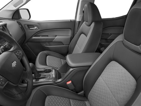 Used 2018 Chevrolet Colorado Z71 image 9