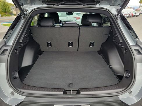 Used 2026 Chevrolet Equinox EV LT image 18