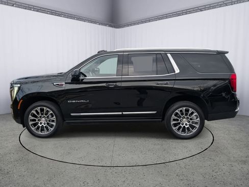 Certified 2025 GMC Yukon Denali w/ Sun & Power Step Package image 5