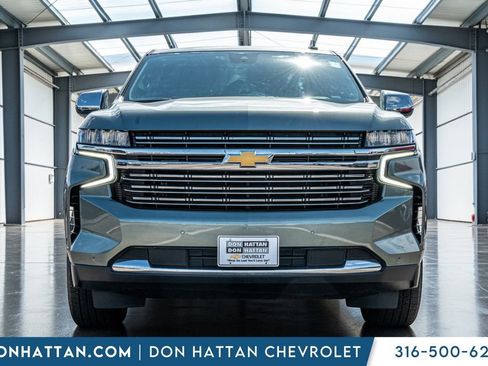 Used 2023 Chevrolet Suburban Premier image 36
