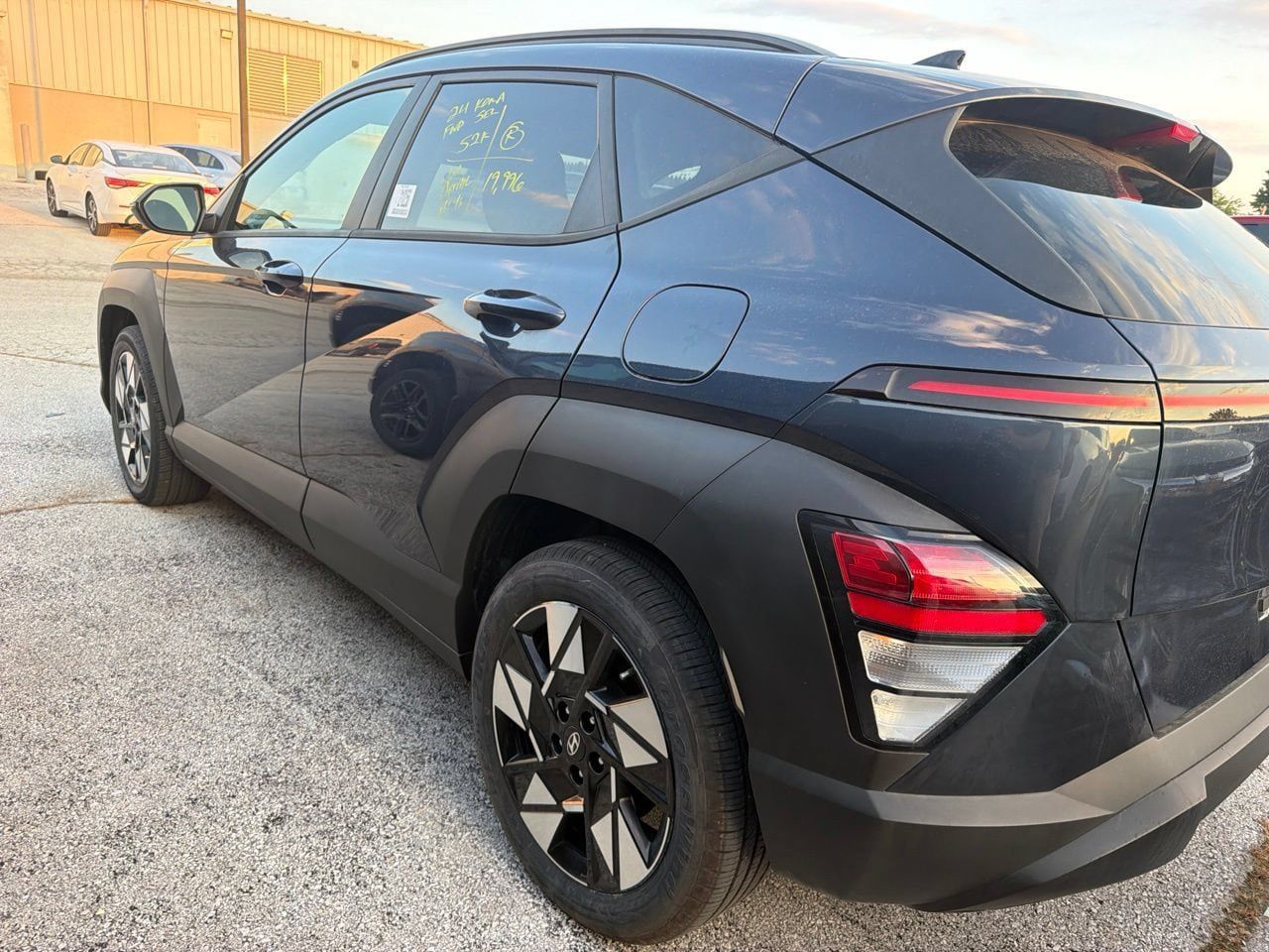 Used 2024 Hyundai Kona SEL FWD image 5