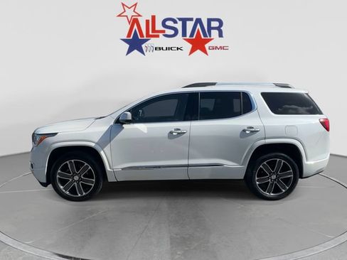 Used 2019 GMC Acadia Denali w/ Technology Package FWD image 4