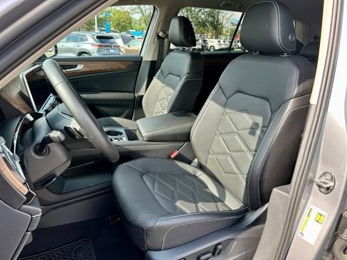 Certified 2026 Volkswagen Atlas SE AWD/4WD image 13
