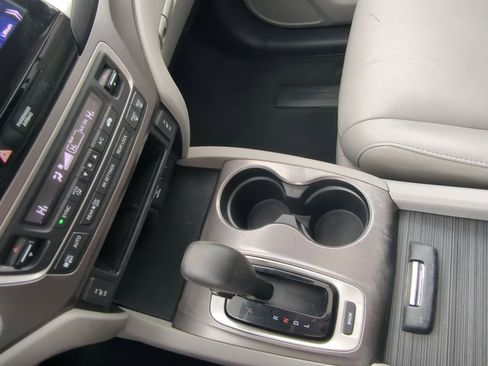 Used 2017 Honda Pilot EX-L image 19
