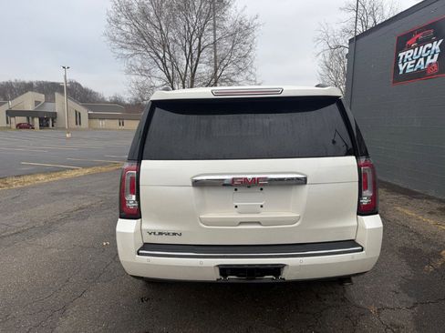 Used 2015 GMC Yukon Denali w/ Premium Package image 4