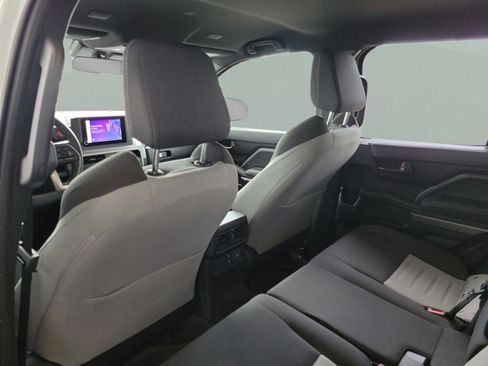 Certified 2025 Toyota 4Runner TRD Off-Road image 20