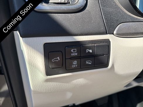 Certified 2023 MAZDA CX-9 Signature image 11