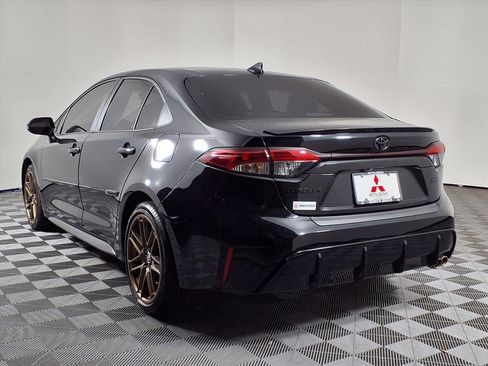 Used 2024 Toyota Corolla SE image 5