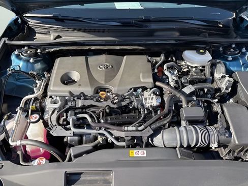 Used 2025 Toyota Camry XSE FWD image 32