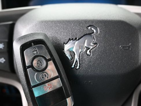 Used 2025 Ford Bronco Badlands AWD/4WD image 46