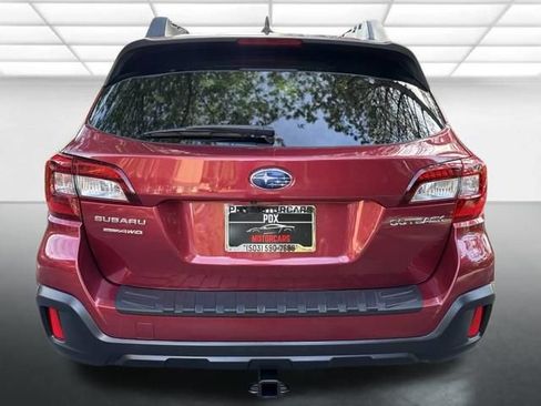 Used 2018 Subaru Outback 2.5i Limited w/ Popular Package #2 AWD/4WD image 4