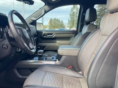 Used 2024 Chevrolet Silverado 1500 ZR2 w/ Technology Package AWD/4WD image 37