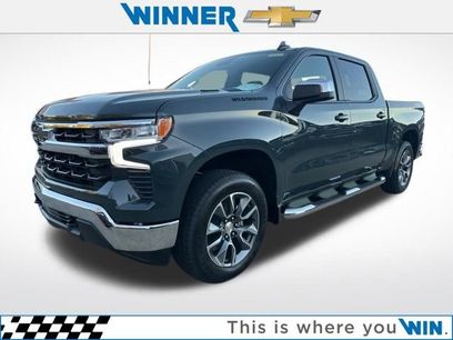 New 2026 Chevrolet Silverado 1500 LT w/ LPO, Dark Essentials Package