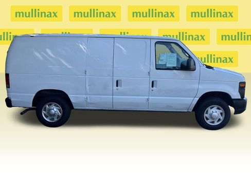 Used 2008 Ford E-150 and Econoline 150 RWD image 2
