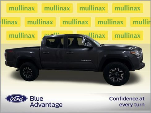 Used 2023 Toyota Tacoma TRD Off-Road RWD image 2