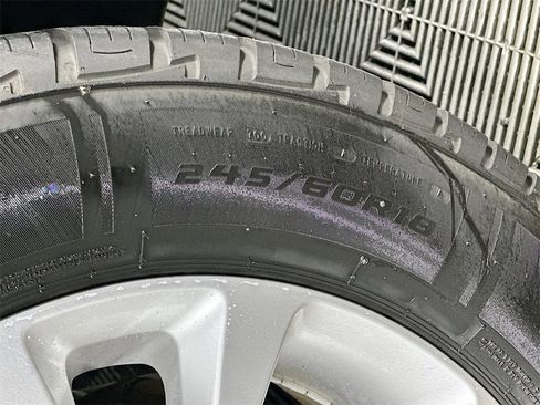 Used 2020 Kia Telluride LX image 31