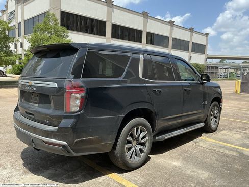 Used 2024 Chevrolet Tahoe LT w/ LT Signature Package RWD image 6