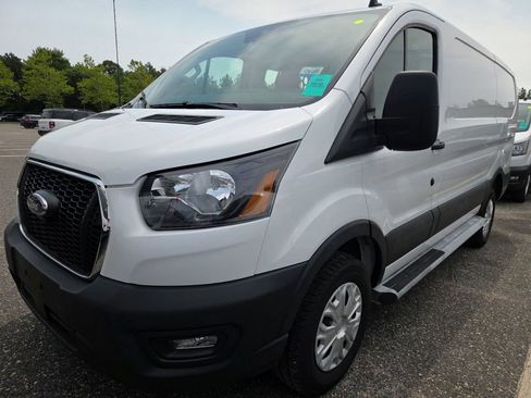 Used 2025 Ford Transit 250 Low Roof w/ Exterior Upgrade Package RWD image 2