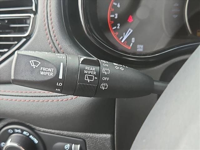 Used 2022 Dodge Durango R/T w/ Tow 'N Go Package AWD/4WD image 16