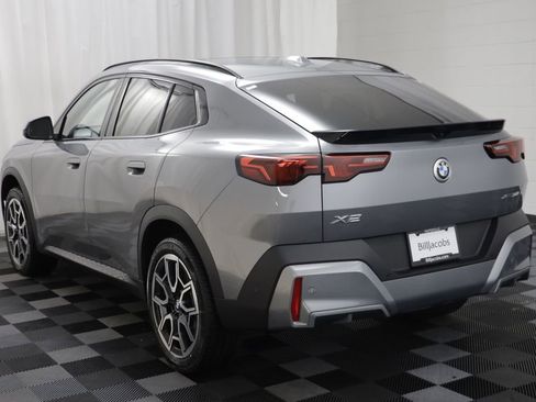 New 2026 BMW X2 xDrive28i w/ Convenience Package AWD/4WD image 15