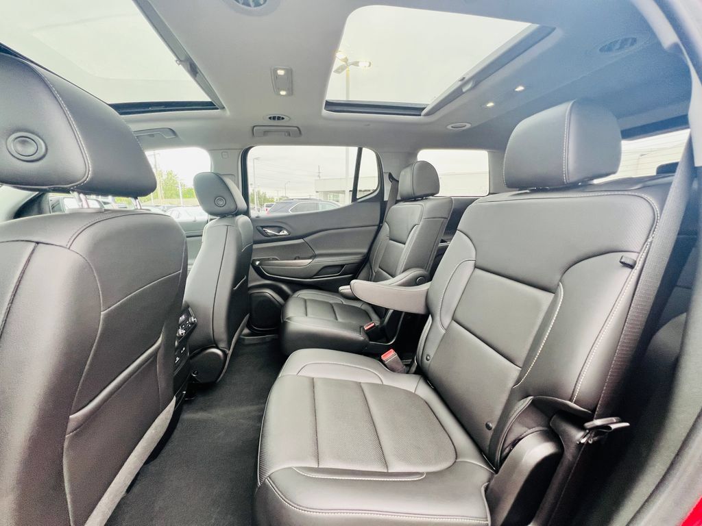 Used 2023 GMC Acadia SLT w/ Elevation Edition AWD/4WD image 34