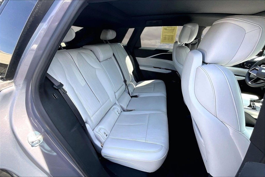 Certified 2024 Cadillac Lyriq Luxury w/ LPO, Floor Liner Package AWD/4WD image 20