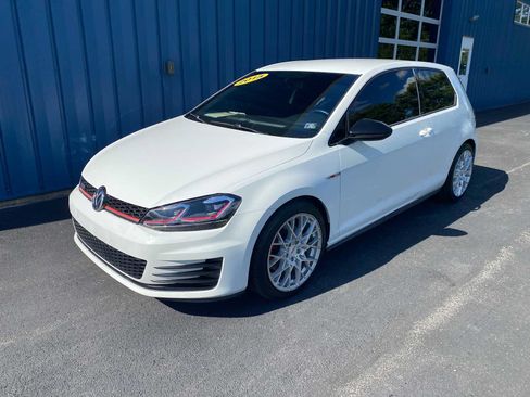 Used 2015 Volkswagen GTI S FWD image 2