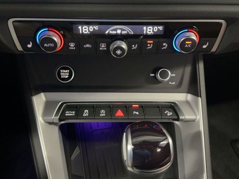 Used 2024 Audi Q3 2.0T Premium Plus image 19