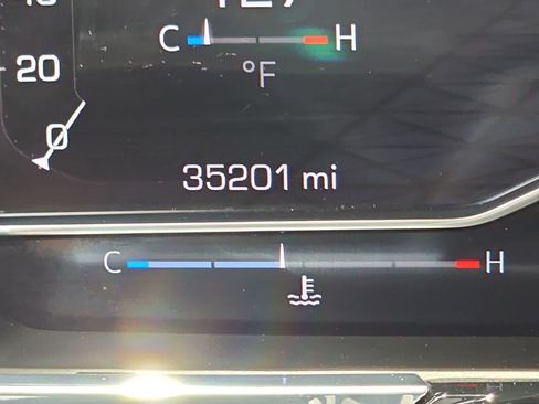 Used 2025 GMC Sierra 1500 SLT image 31