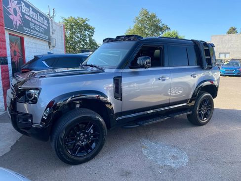 Used 2023 Land Rover Defender 110 S image 5
