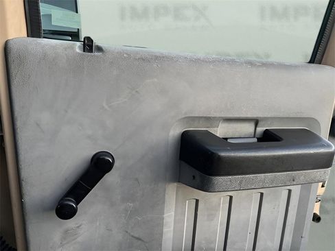 Used 2013 Ford F450 XL w/ Snow Plow Prep Pkg image 37