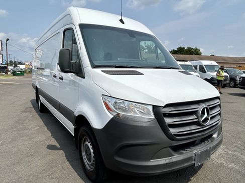Used 2022 Mercedes-Benz Sprinter 3500 image 7