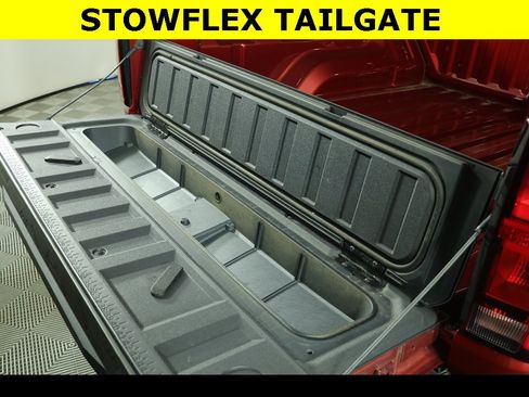 Used 2023 Chevrolet Colorado LT w/ LT Convenience Package III image 12