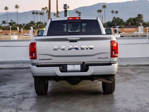 Used 2026 RAM 2500 Laramie AWD/4WD image 8
