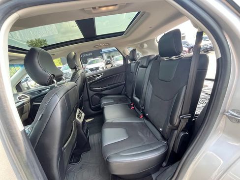 Used 2016 Ford Edge Sport w/ Technology Package AWD/4WD image 24