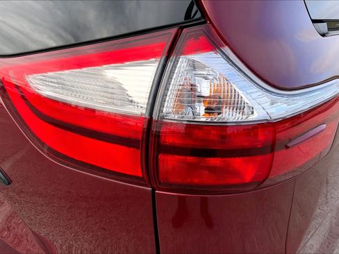 Used 2019 Toyota Sienna L image 30