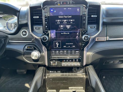 Used 2019 RAM 1500 Limited RWD image 25