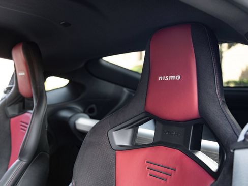 Used 2024 Nissan Z NISMO w/ Floor Mat Package RWD image 21