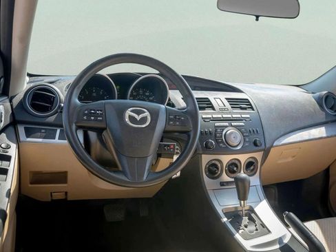 Used 2010 MAZDA MAZDA3 i Touring image 6