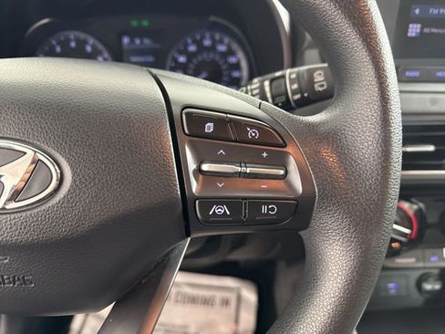 Used 2023 Hyundai Kona SEL image 21